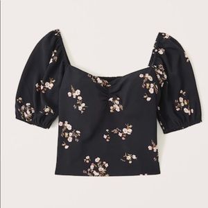 Puff Sleeve Sweetheart Top